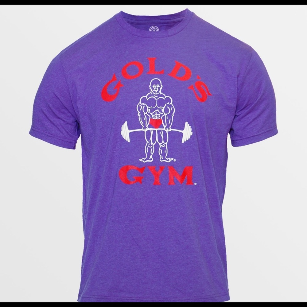 Gold’s Gym T-shirt in size small